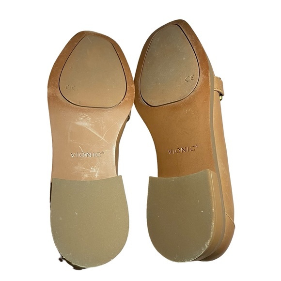 Vionic Mizelle Curb Chain Loafer - Picture 5 of 7